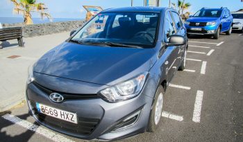Hyundai i20 2014 Gris Oscuro · Autos Edal Ocasión · CompraVenta de Vehículos de Ocasión en Canarias