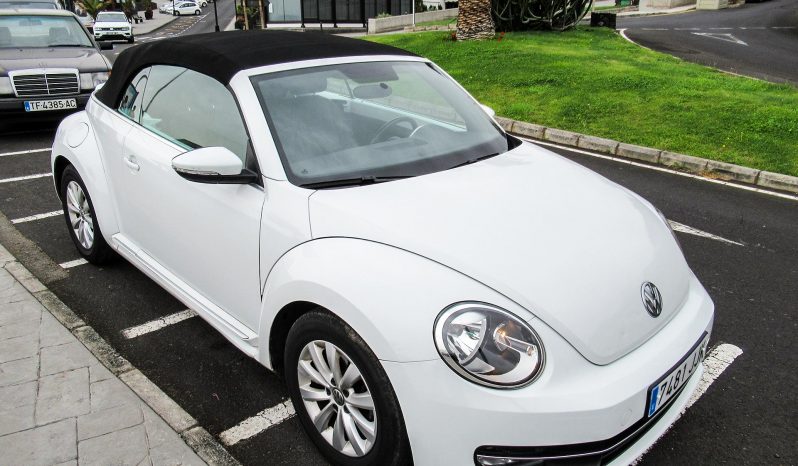 Wolskwagen Beetle Cabrio, 1.2 cc, 2016, Blanco lleno